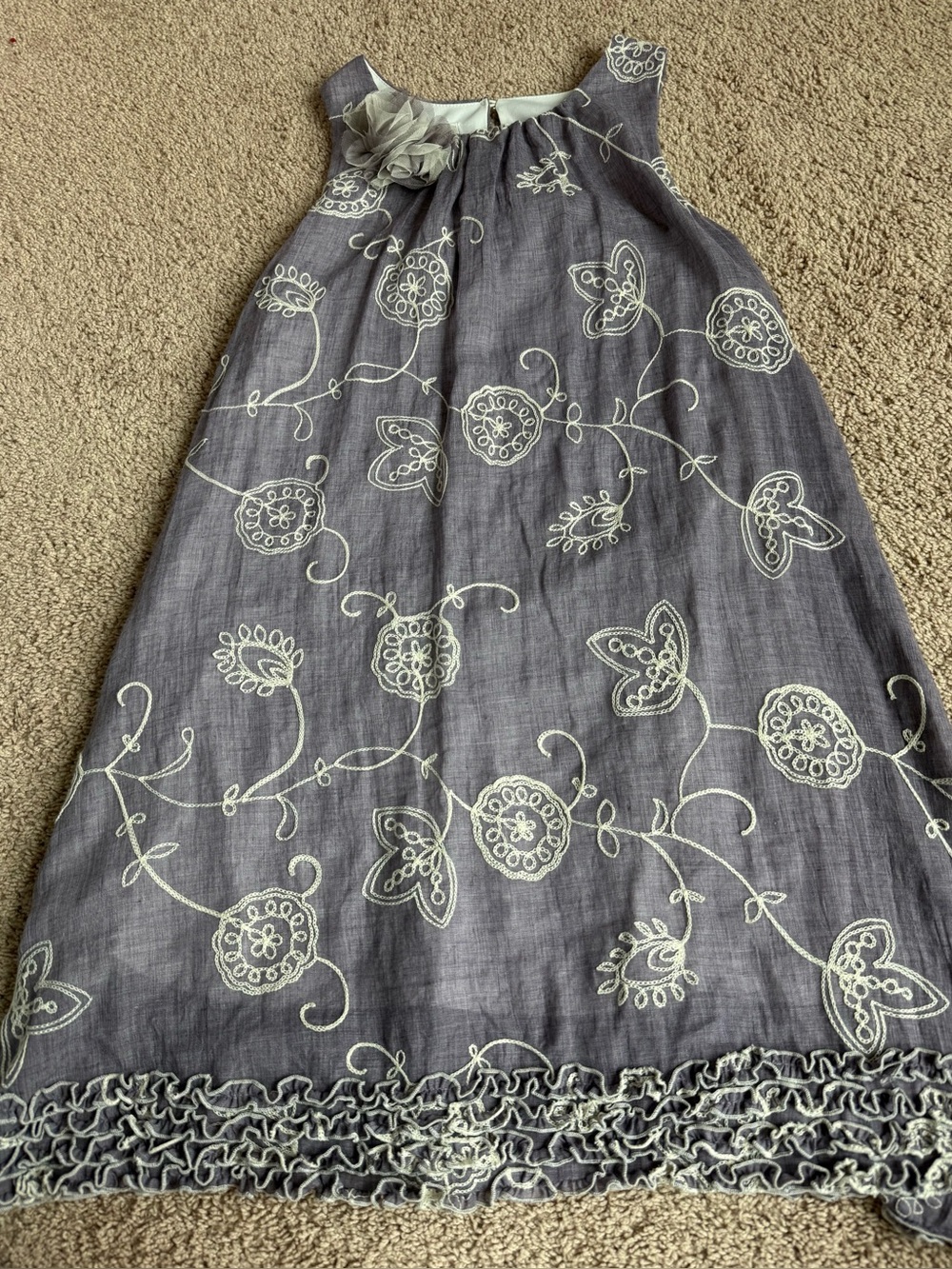 Isobella & Chloe Girls Gray Embroidered Floral Dress Size 14